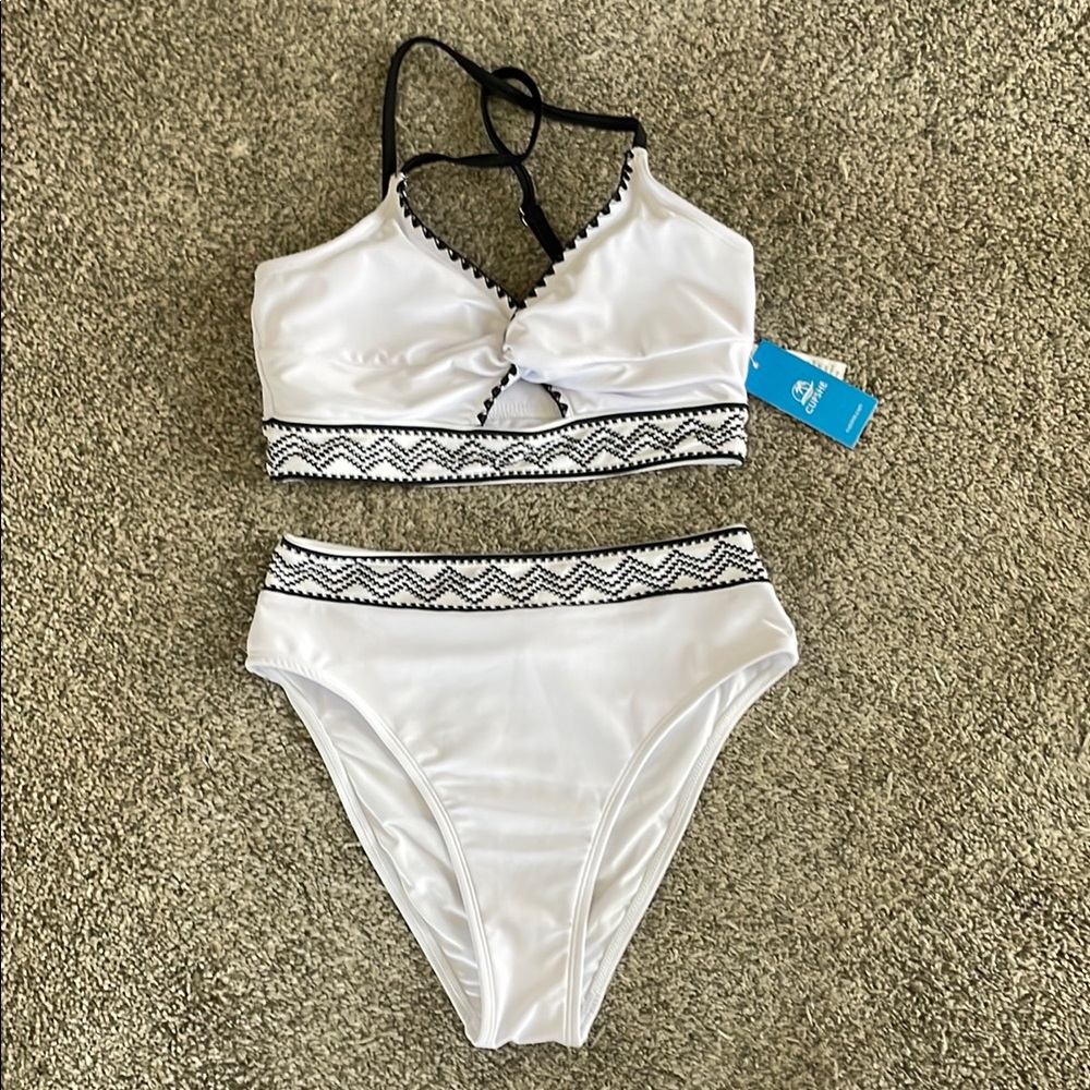 White and Black Bikini Set